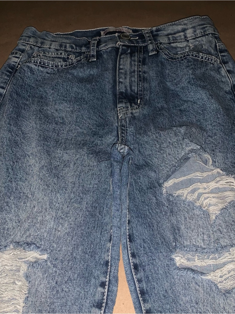 Womens SO High Rise Mom Jean Distressed 5